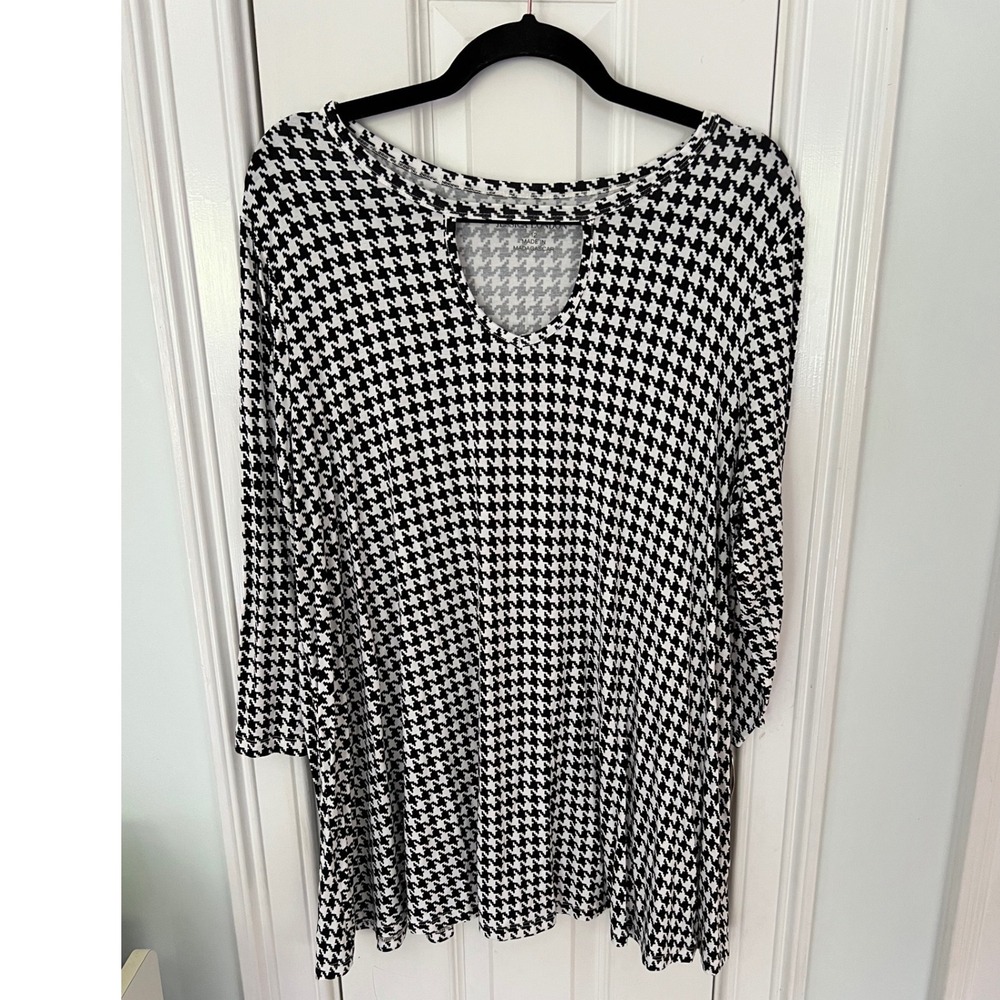 Jessica London Houndstooth Cutout V-Neck Tunic Top Black White 12